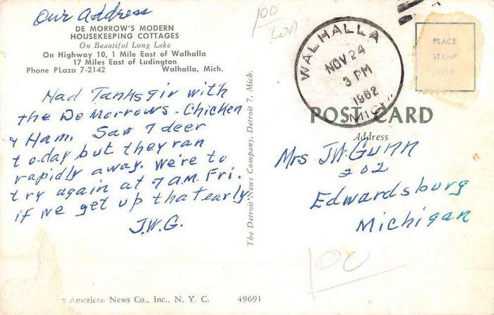 DeMorrow Resort (De Morrows Modern Housekeeping Cottages) - Vintage Postcard (newer photo)